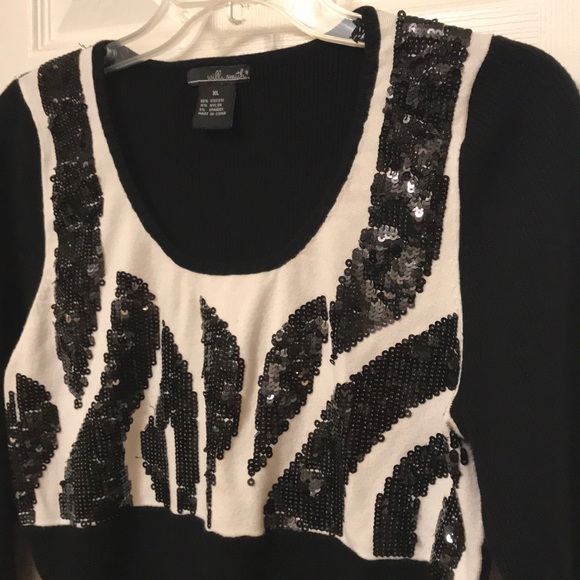 Ladies sweater - Picture 3 of 5